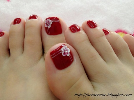 flower-nail-designs-for-toes-16_19 Modele de unghii de flori pentru degetele de la picioare