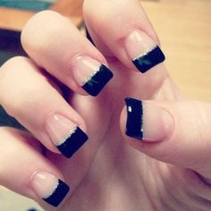 french-black-manicure-69_7 Manichiură neagră Franceză