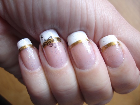 french-gold-nails-05_8 Unghii de aur franceze