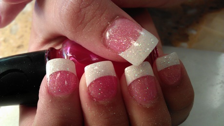 french-nails-pink-and-white-69_14 Unghiile franceze roz și alb