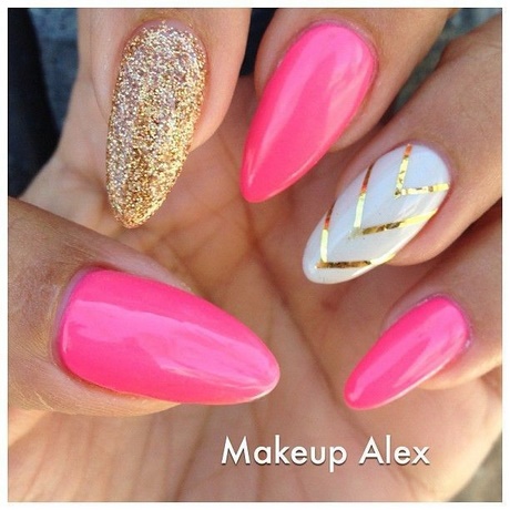 gold-and-pink-nails-95_12 Aur și unghii roz