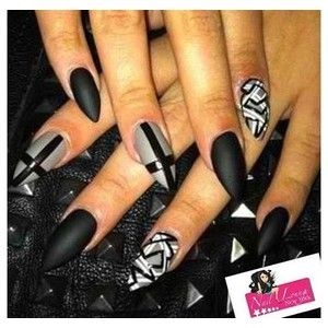 gray-and-black-nail-designs-36_15 Modele de unghii gri și negre