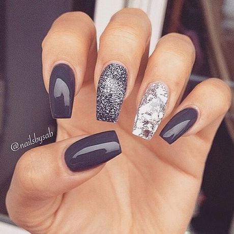 gray-and-black-nail-designs-36_3 Modele de unghii gri și negre