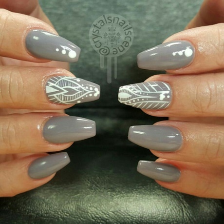 gray-and-white-nail-designs-68_12 Modele de unghii gri și alb