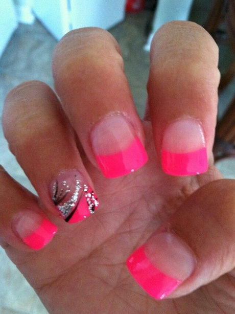 hot-pink-acrylic-nail-designs-42_3 Modele de unghii acrilice roz roz