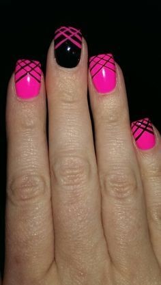 hot-pink-and-black-nails-35_18 Hot roz și unghii negre