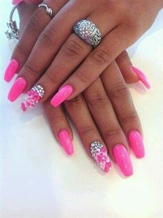 hot-pink-gel-nail-designs-89_15 Modele de unghii cu gel roz roz