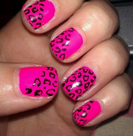 hot-pink-nail-ideas-00_12 Idei de unghii roz roz