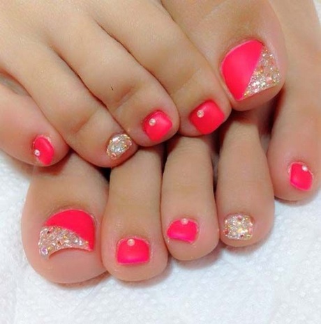 hot-pink-toenail-designs-56_7 Modele de unghii roz roz