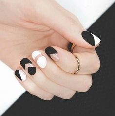 matte-black-and-white-nails-88_9 Unghii alb-negru mat