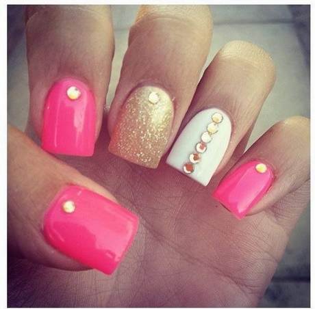 nail-art-designs-pink-and-white-90_5 Nail art modele roz și alb