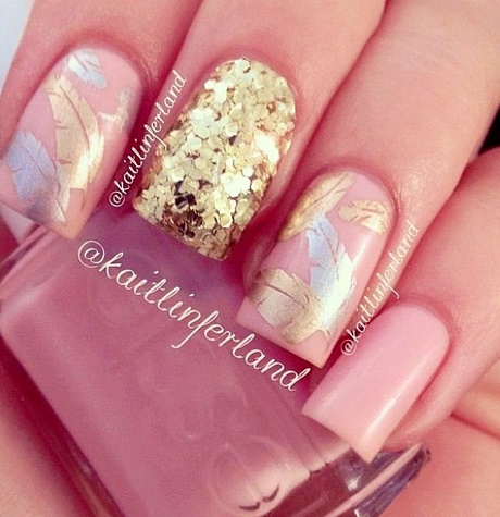 nail-art-pink-and-gold-85_15 Nail art roz și aur