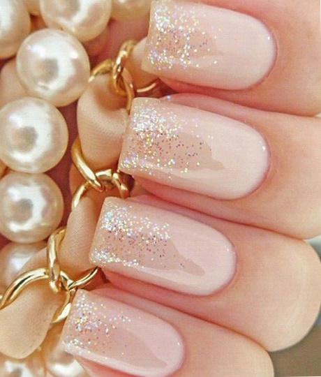 nail-art-pink-and-gold-85_8 Nail art roz și aur