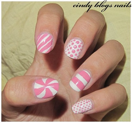 nail-art-pink-and-white-29_7 Nail art roz și alb
