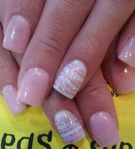 nail-art-pink-and-white-29_9 Nail art roz și alb