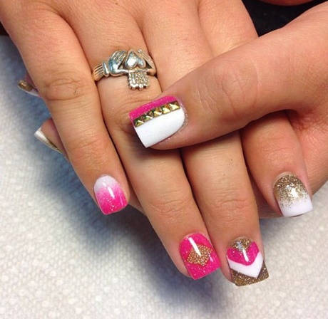 nail-designs-for-pink-and-white-acrylic-56_20 Modele de unghii pentru acrilic roz și alb