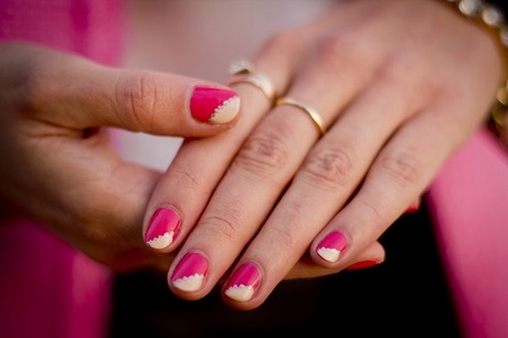 nail-designs-on-pink-polish-81_10 Modele de unghii pe lac roz
