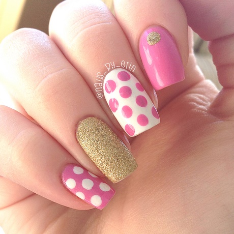 nail-designs-pink-and-gold-40_10 Modele de unghii roz și aur