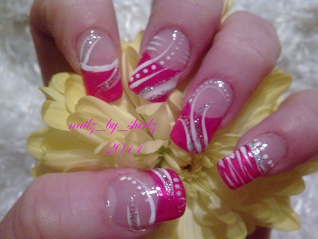 nail-designs-pink-and-silver-32_8 Modele de unghii roz și argintiu
