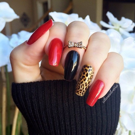nail-designs-red-and-black-11_8 Modele de unghii roșu și negru
