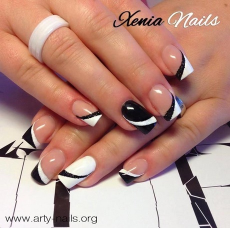 nail-polish-designs-black-and-white-15_13 Lac de unghii modele alb-negru