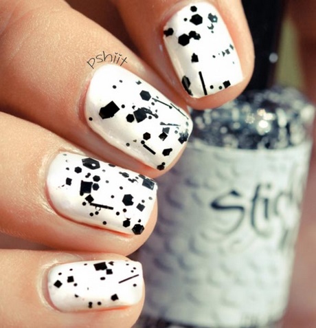 nails-black-white-76_15 Cuie negru alb