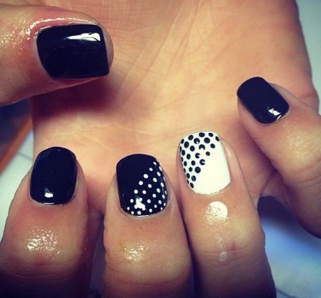 nails-black-white-76_8 Cuie negru alb