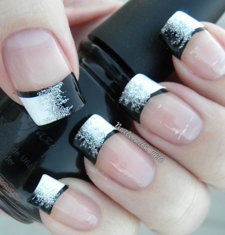 nails-black-white-76_9 Cuie negru alb