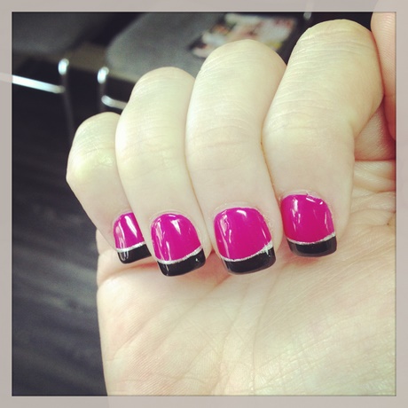 pink-and-black-french-manicure-26_12 Roz și negru manichiură franceză