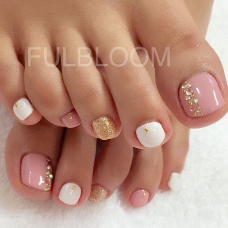 pink-and-white-toe-nail-designs-99_16 Modele de unghii roz și alb
