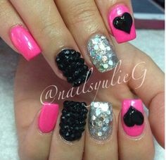 pink-black-and-silver-nail-designs-16_2 Modele de unghii roz negru și argintiu