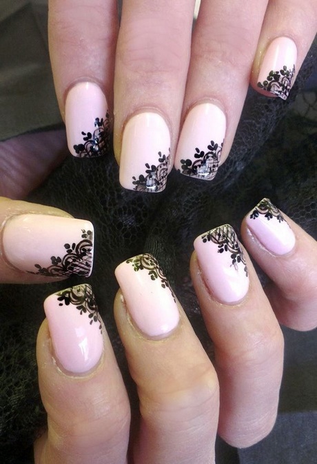 pink-black-and-white-nail-art-04_13 Roz alb-negru nail art