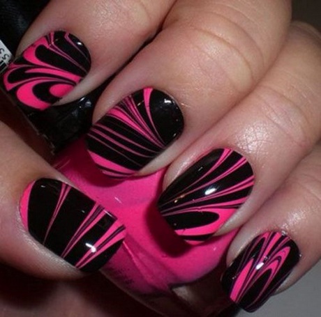 pink-black-and-white-nail-art-04_18 Roz alb-negru nail art