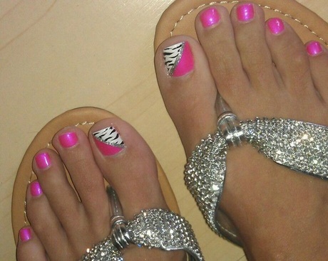 pink-toenail-designs-88_8 Modele roz toenail