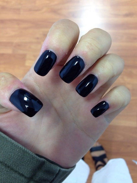 plain-black-nails-08 Unghii negre simple