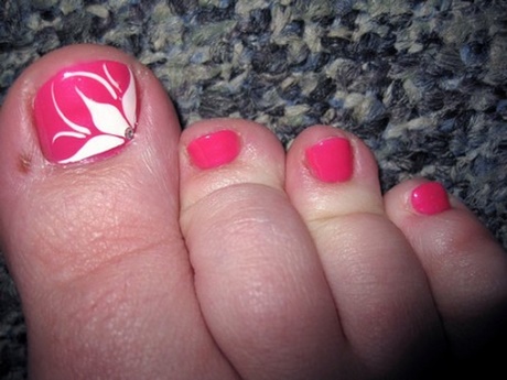 pretty-toe-nail-designs-16_14 Modele de unghii destul de deget de la picior