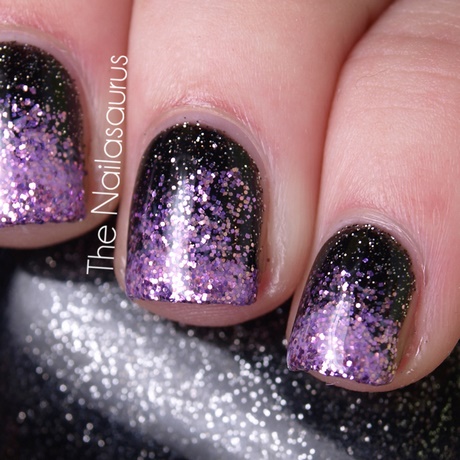 purple-and-black-nail-art-designs-87_5 Modele de unghii violet și negru