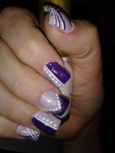 purple-and-white-nail-art-22_11 Violet și alb nail art