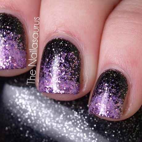 purple-black-and-white-nail-designs-02_7 Modele de unghii alb-negru violet