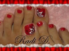 red-black-and-white-toe-nail-designs-16_18 Modele de unghii roșu negru și alb