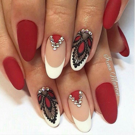 red-black-white-nail-designs-99_14 Modele de unghii alb-negru roșu