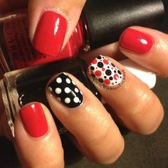 red-black-white-nail-designs-99_17 Modele de unghii alb-negru roșu