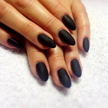 short-matte-black-nails-95_3 Unghii scurte negre mat