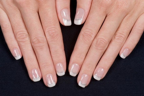 simple-french-nails-40_18 Unghii simple franceze