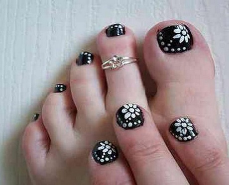 toe-nail-designs-black-and-white-87_13 Toe unghii modele alb-negru