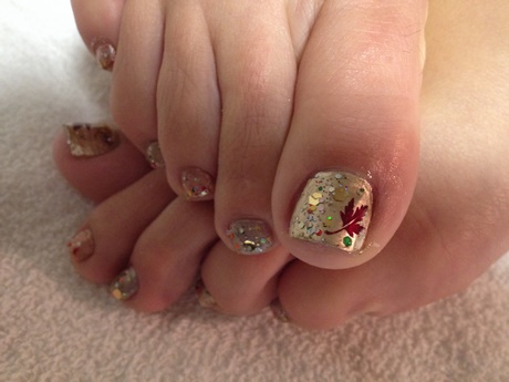toe-nail-designs-for-fall-67_2 Toe modele de unghii pentru toamna