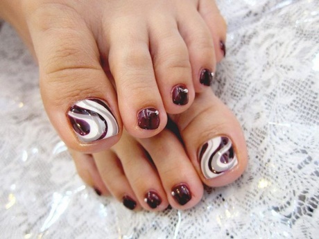 toe-nail-designs-for-fall-67_3 Toe modele de unghii pentru toamna