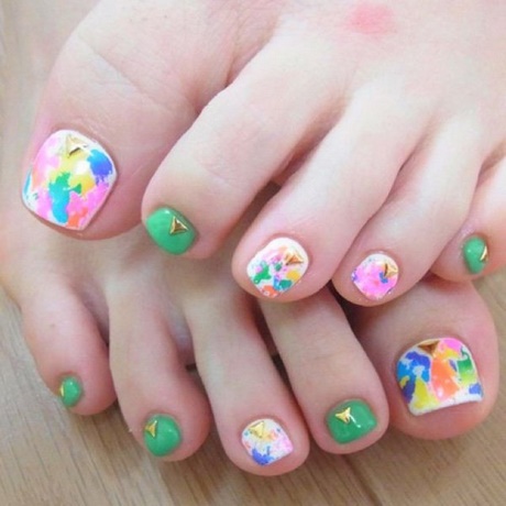 toenails-painted-designs-18_17 Unghiile de la picioare modele pictate