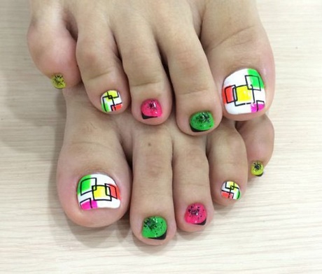 toenails-painted-designs-18_6 Unghiile de la picioare modele pictate