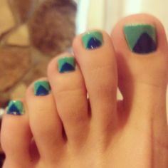 two-colored-toe-nail-designs-76 Două modele de unghii colorate